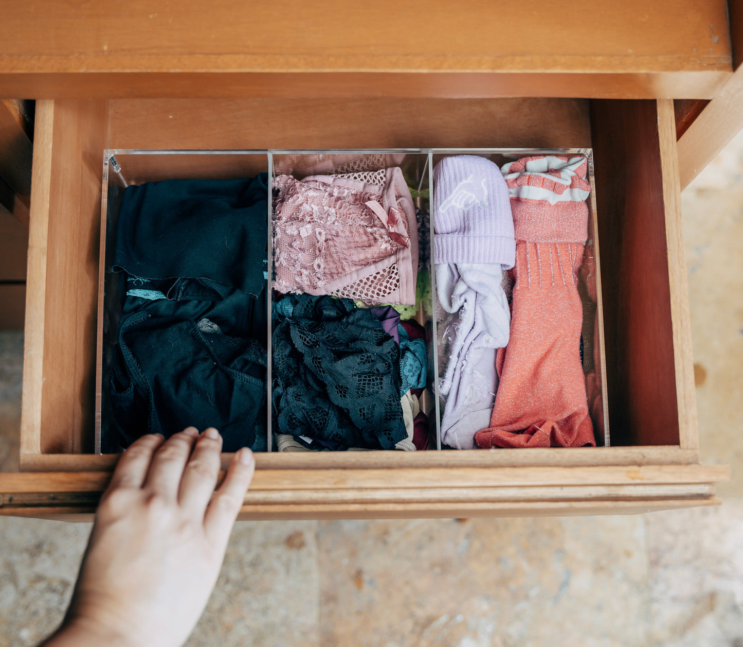 CLOSET MULTI ORGANIZER