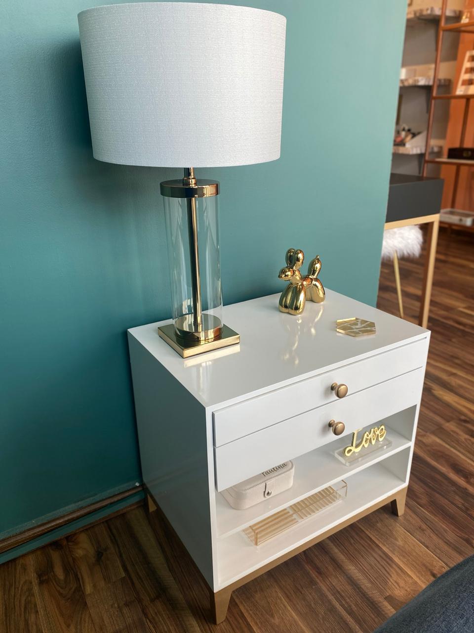 Buró BED TABLE "W"