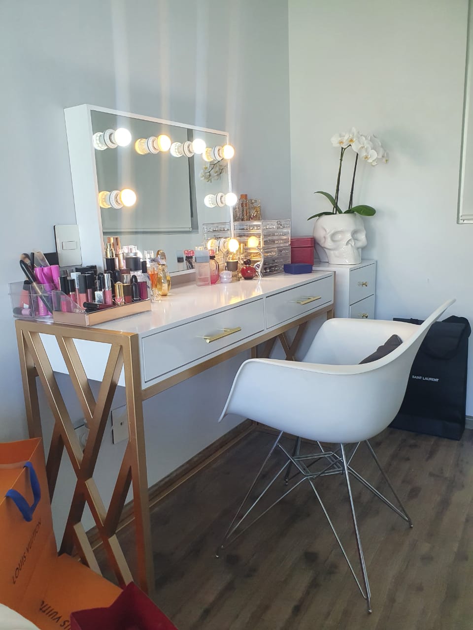 AUDRY VANITY