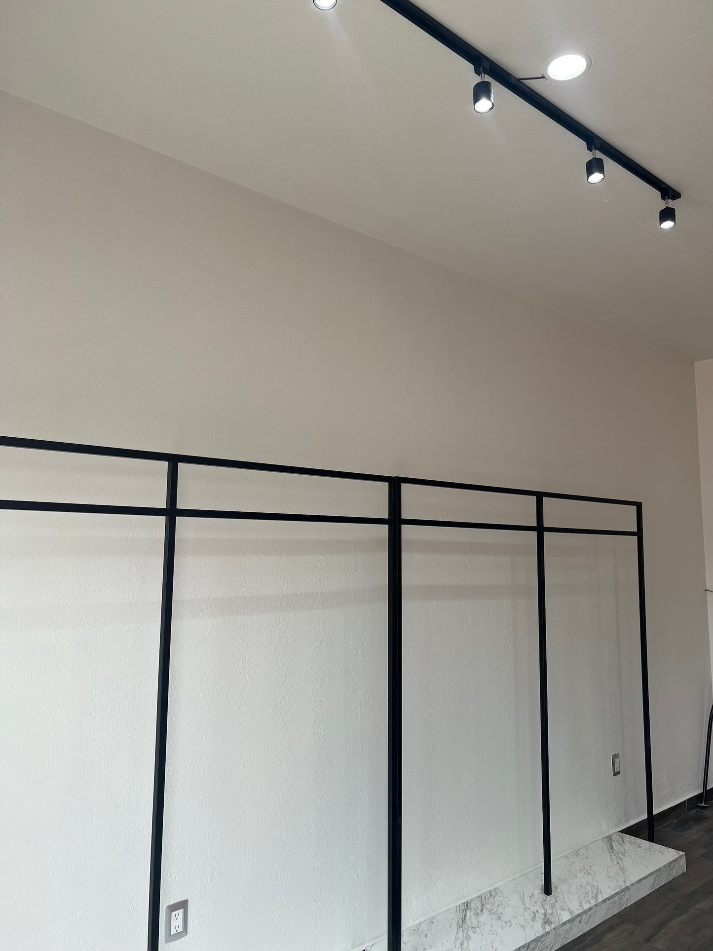RACK PARA VESTIDOS "CARRARA"