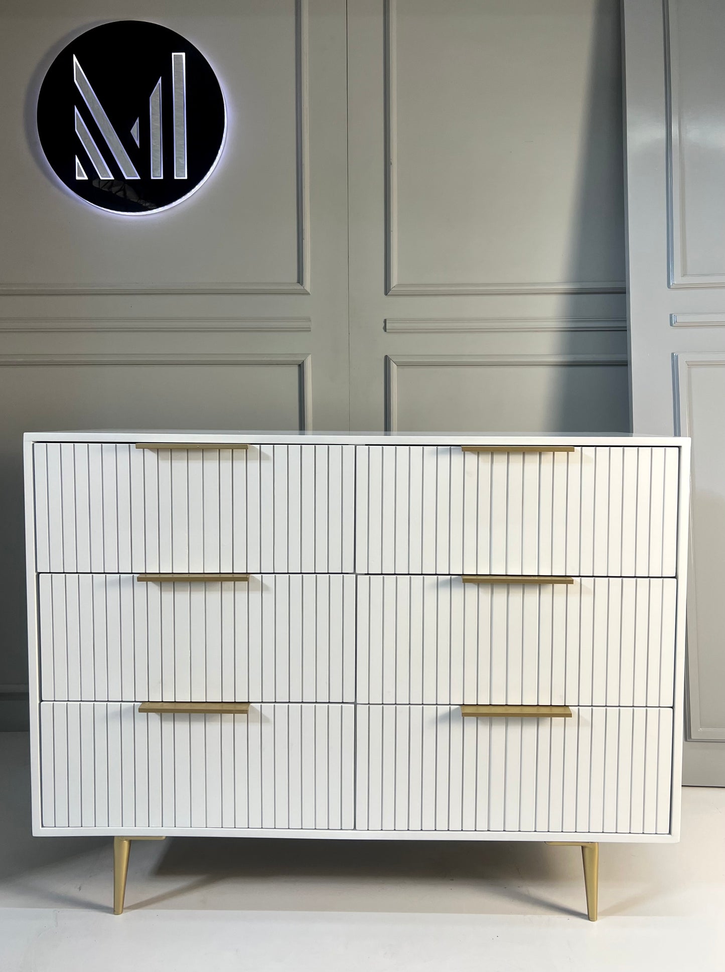 GROOVY CREDENZA