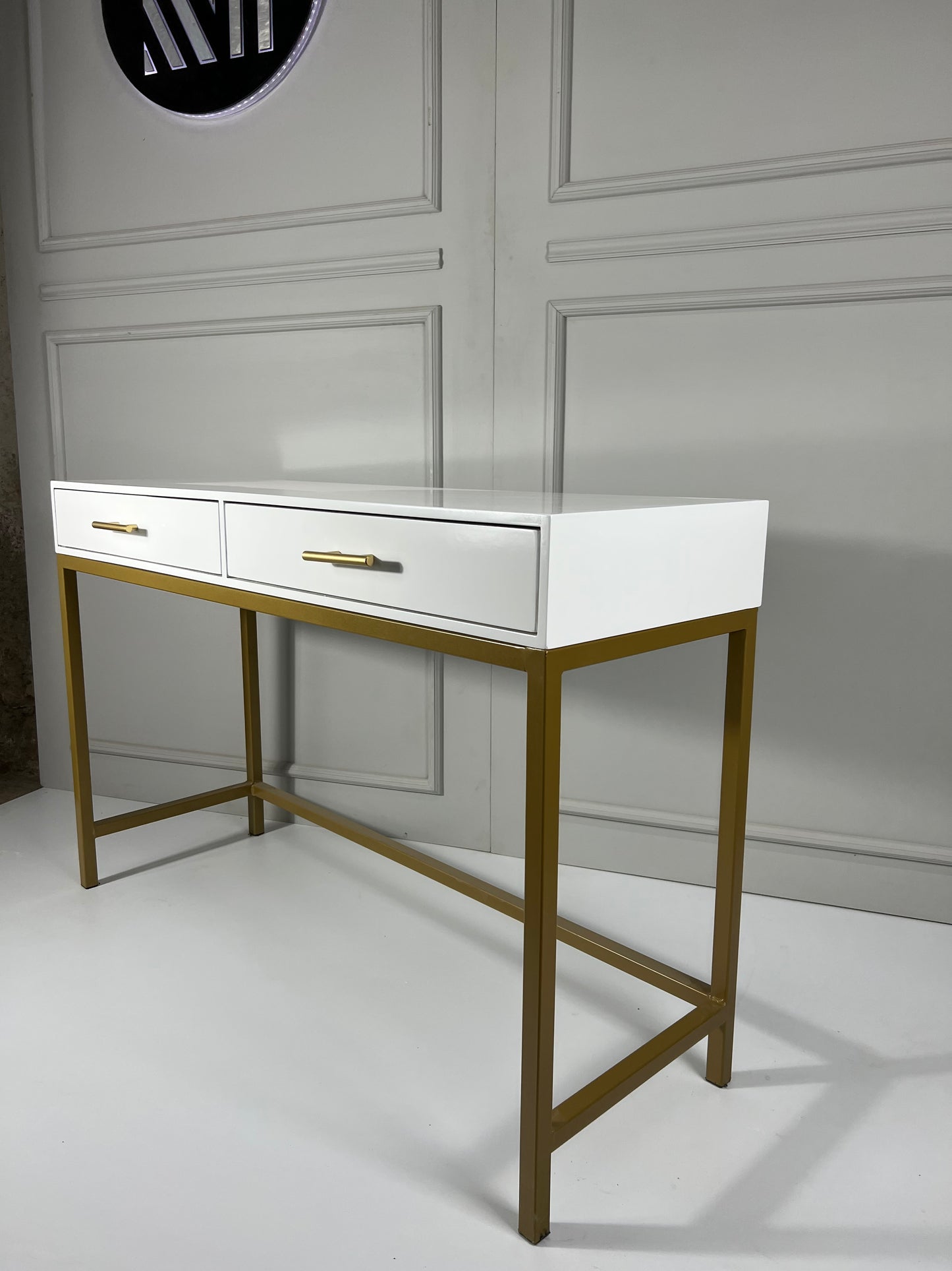 CHARLOTTE VANITY