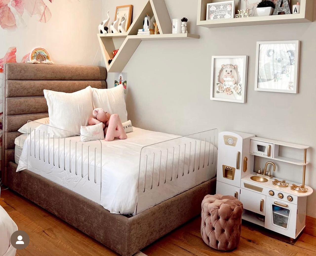 BARANDAL ACRÍLICO PARA CAMA.