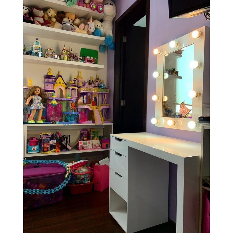 POLY VANITY