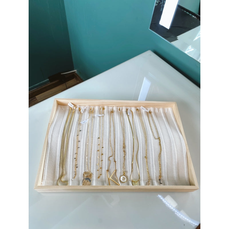 COLLARES TRAY
