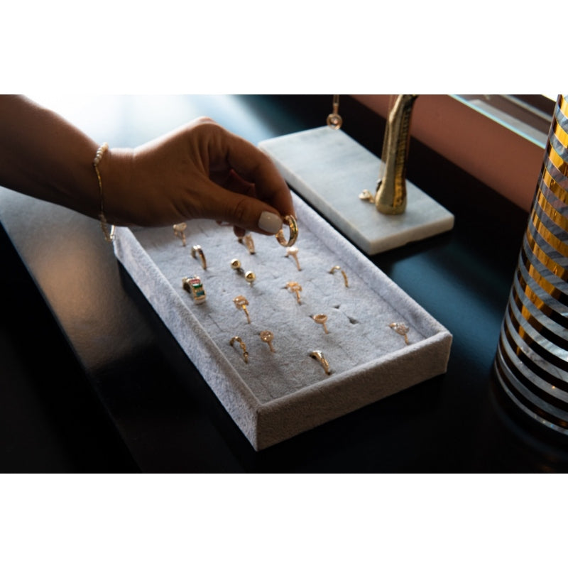 VELVET TRAY RINGS